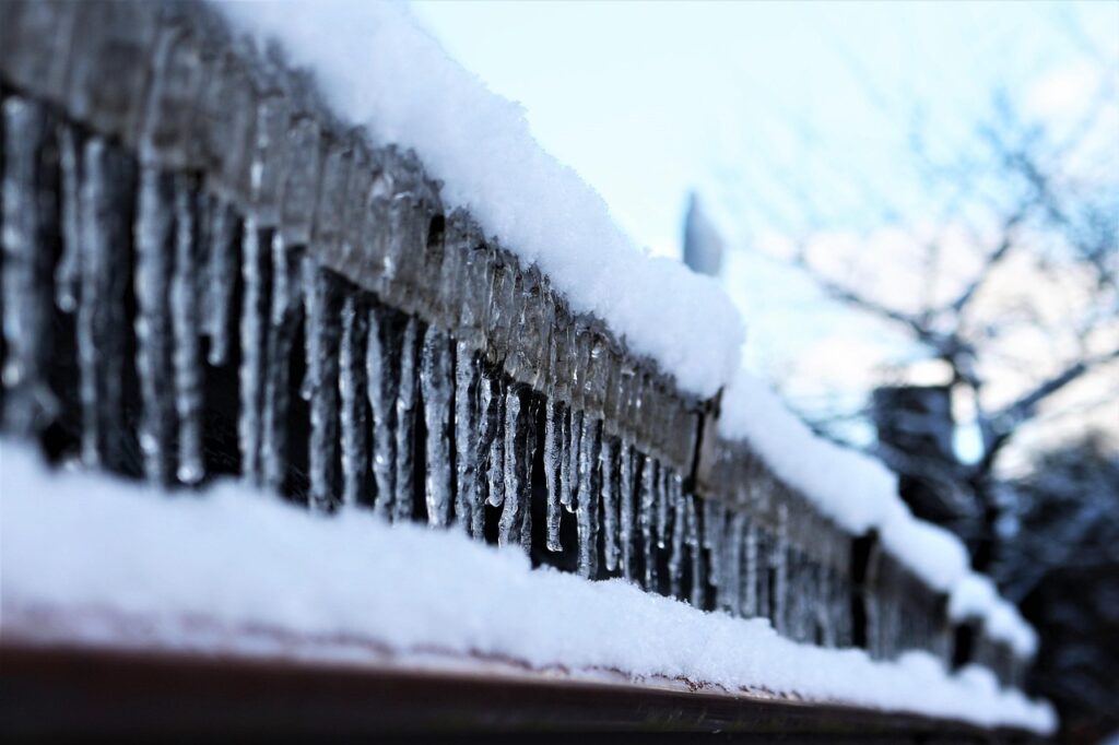 roof-inspection-before-winter-hits-is-critical